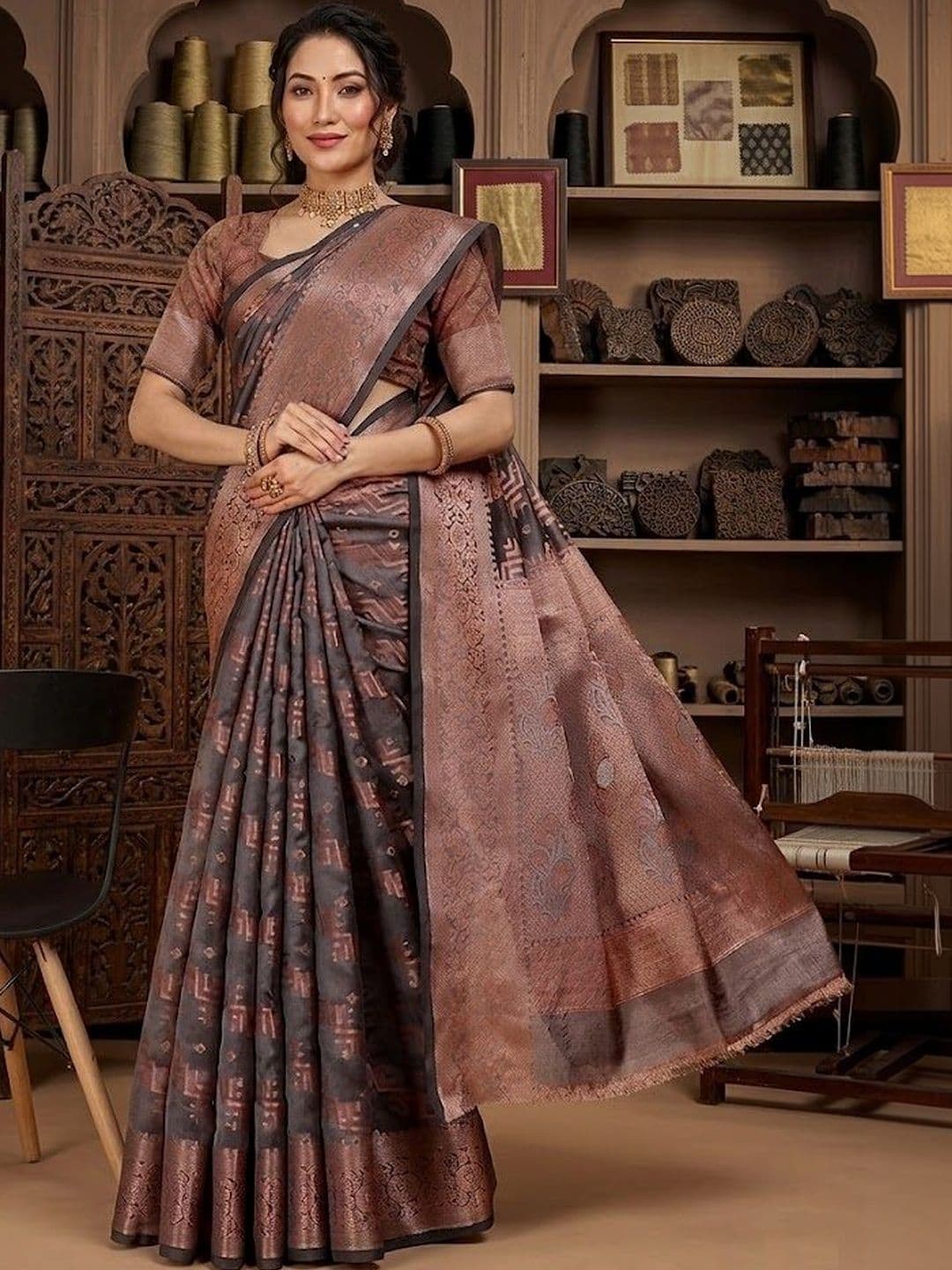 Indian Fashionista Zari Organza Banarasi Saree - view 1