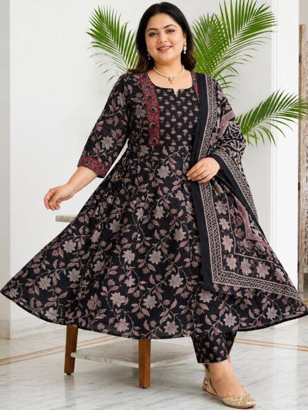 Sztori Women Floral Printed Empire Pure Cotton Kurta with Trousers & With Dupatta - view 1