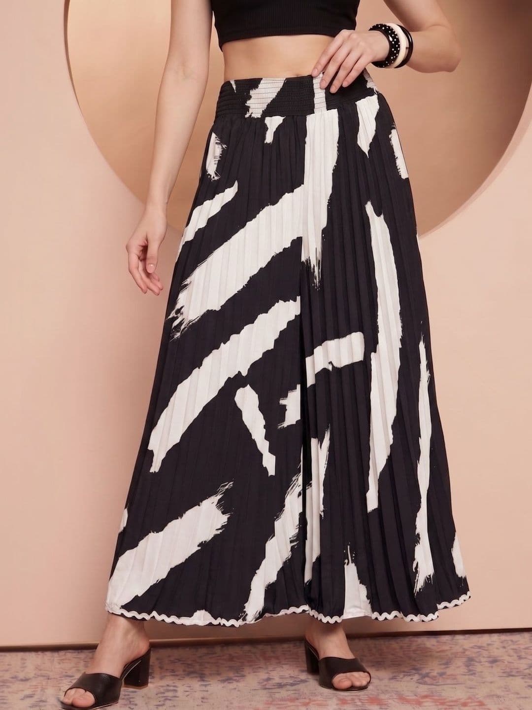 ZWERLON Women Abstract Maxi Flared Skirt - view 1