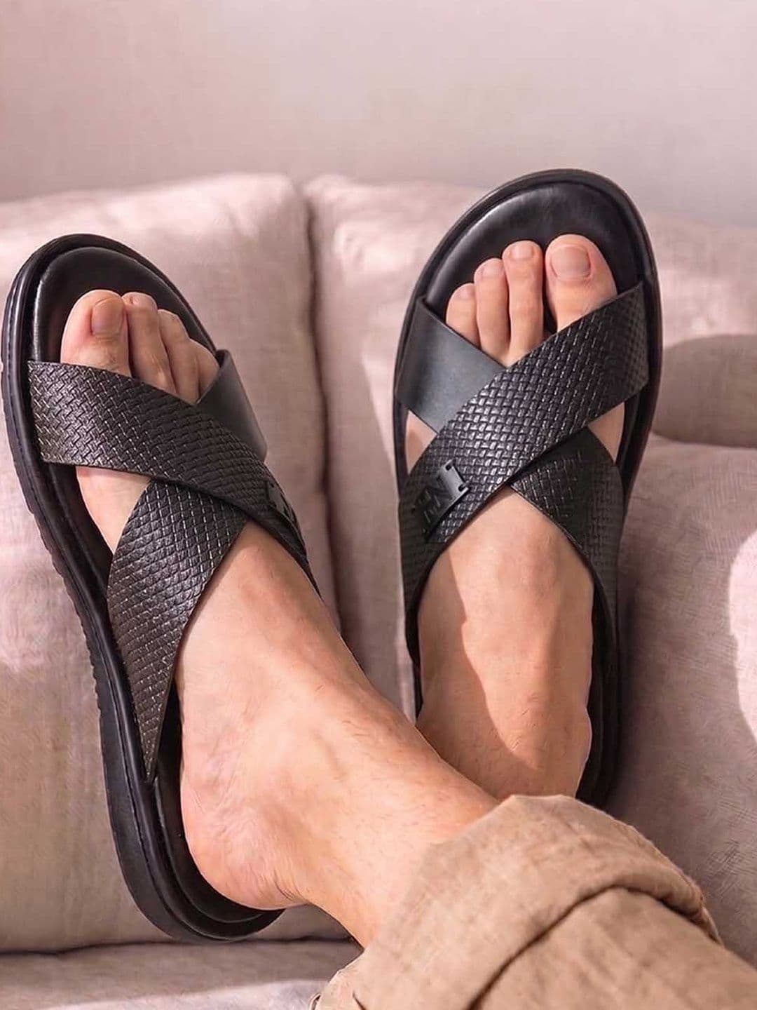 HERE&NOW Men Textured Open Toe Comfort Sandals - view 1