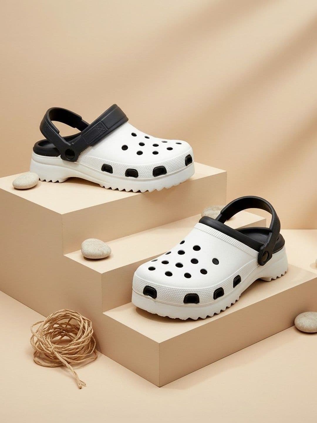 DRACKFOOT Men Clogs Sandals - view 1