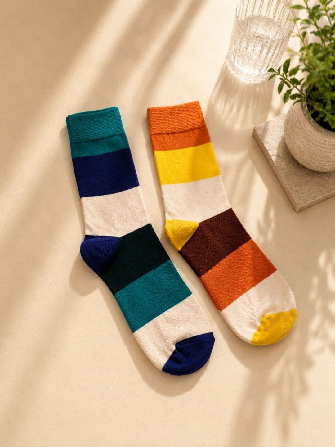 Thela Gaadi Unisex Pack Of 2 Stripes Printed Calf-Length Socks - view 1