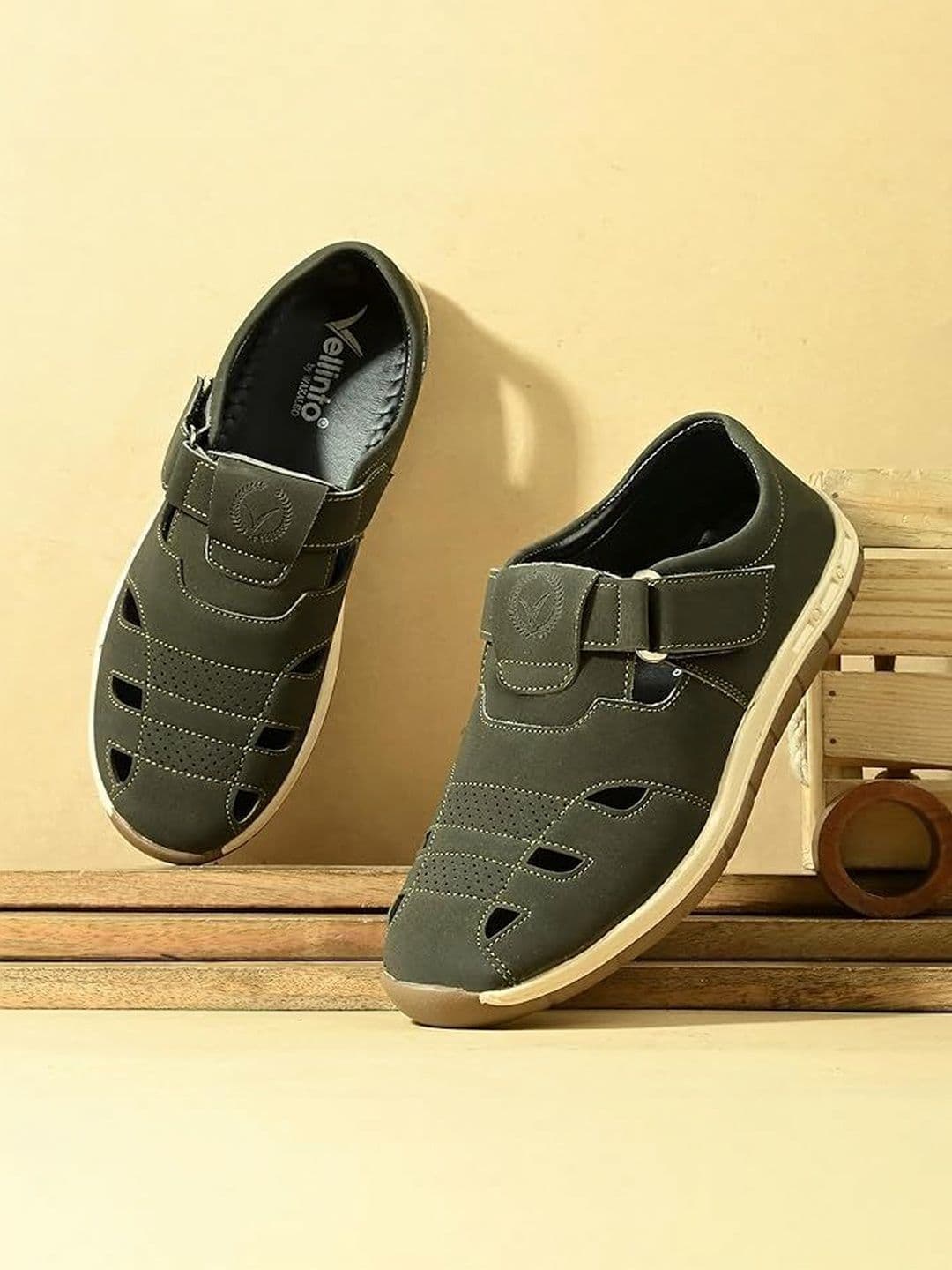 Vellinto Men Fisherman Sandals - view 1