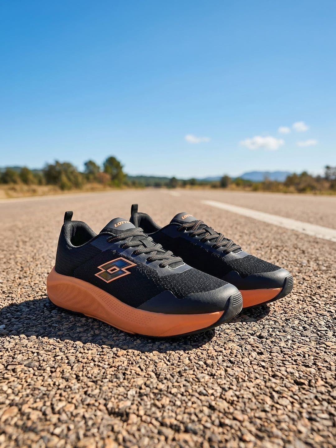 Lotto Men Energex Black Running Shoes - view 1