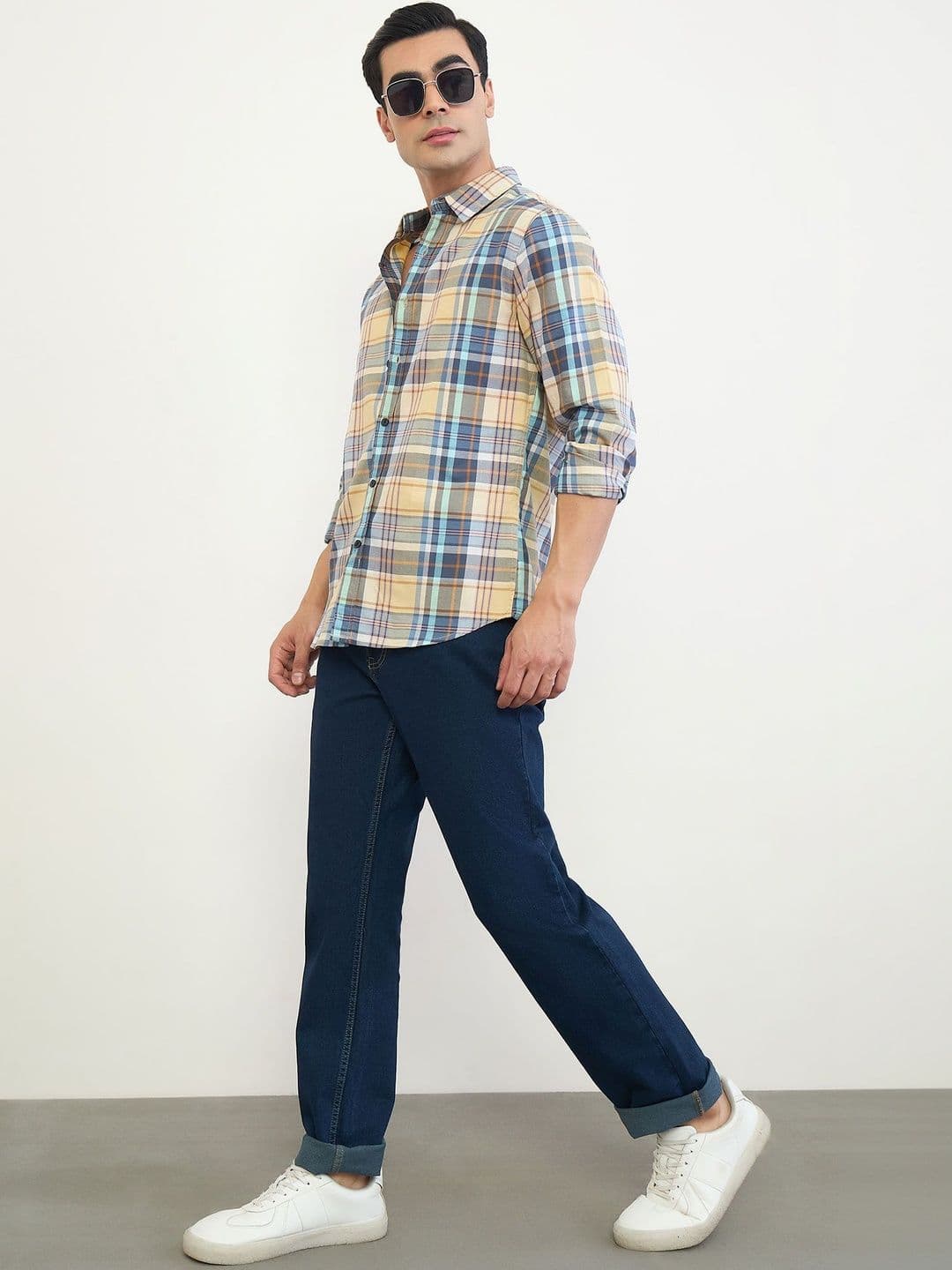 Roadster Men Tartan Checks Checked Casual Shirt - view 1