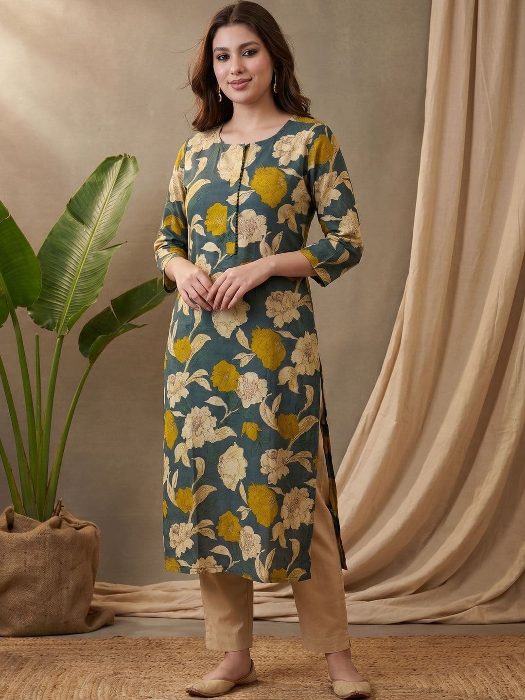 Sangria Women Floral Printed Floral Kurta - view 1