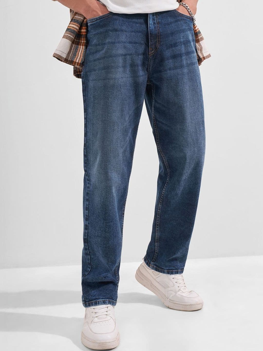 HIGHLANDER Men Relaxed Fit Mid-Rise Jeans - view 1