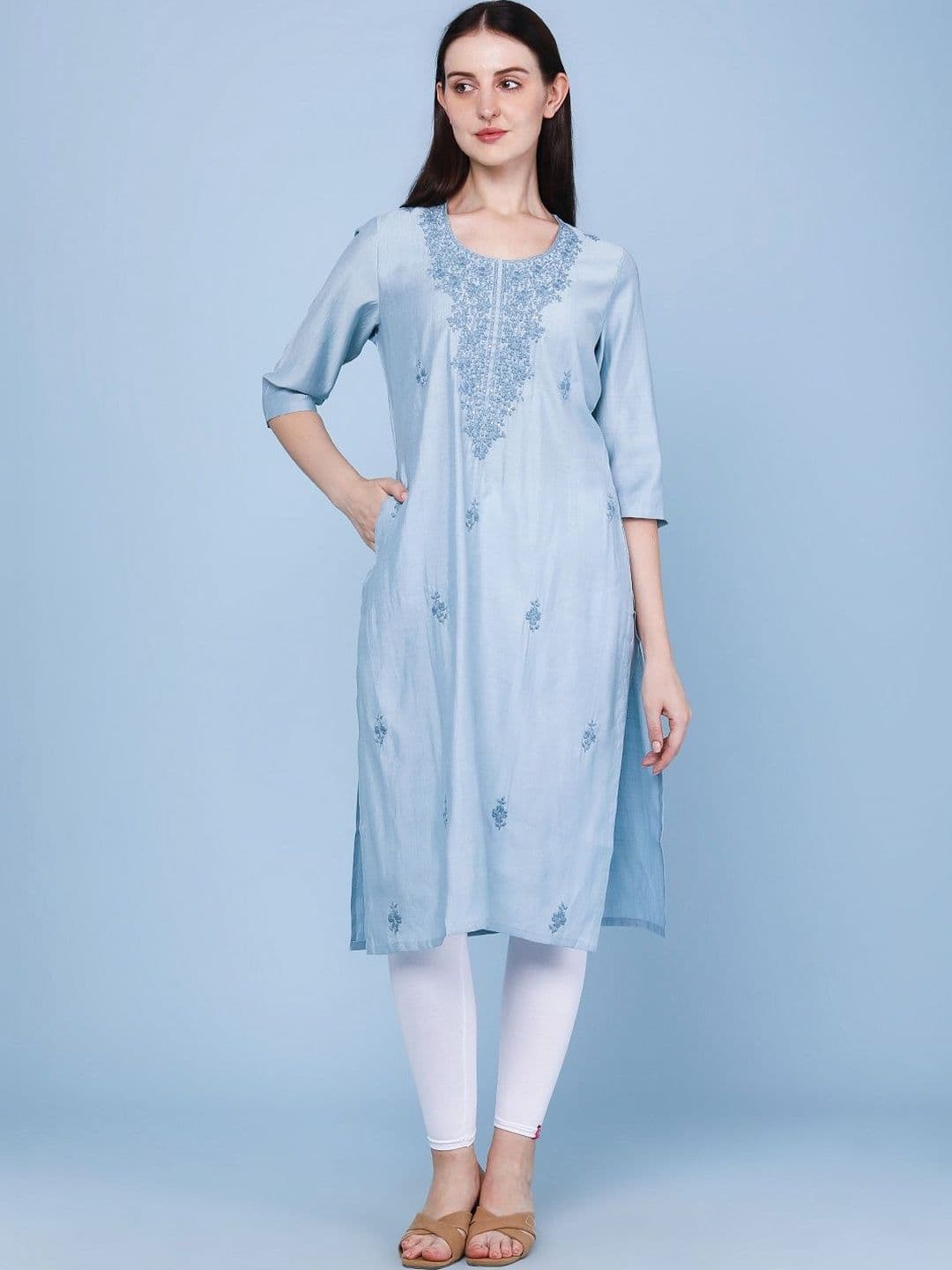 V-Mart Women Embroidered Thread Work Kurta - view 1