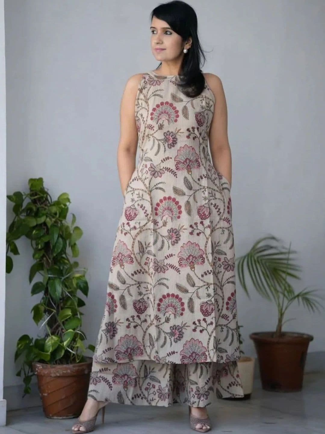 KBZ Women Floral Printed Regular Kurta with Palazzos - view 1