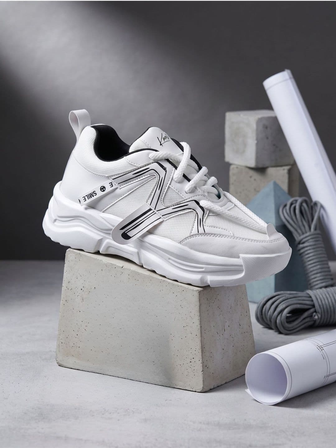 knoos Men Textured Sneakers - view 1