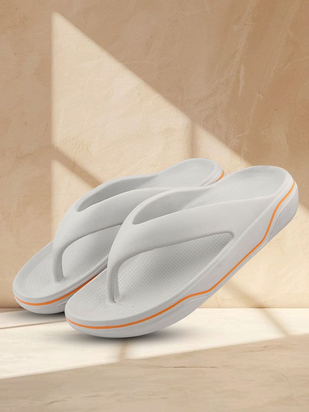 Roadster Men Thong Flip-Flops - view 1