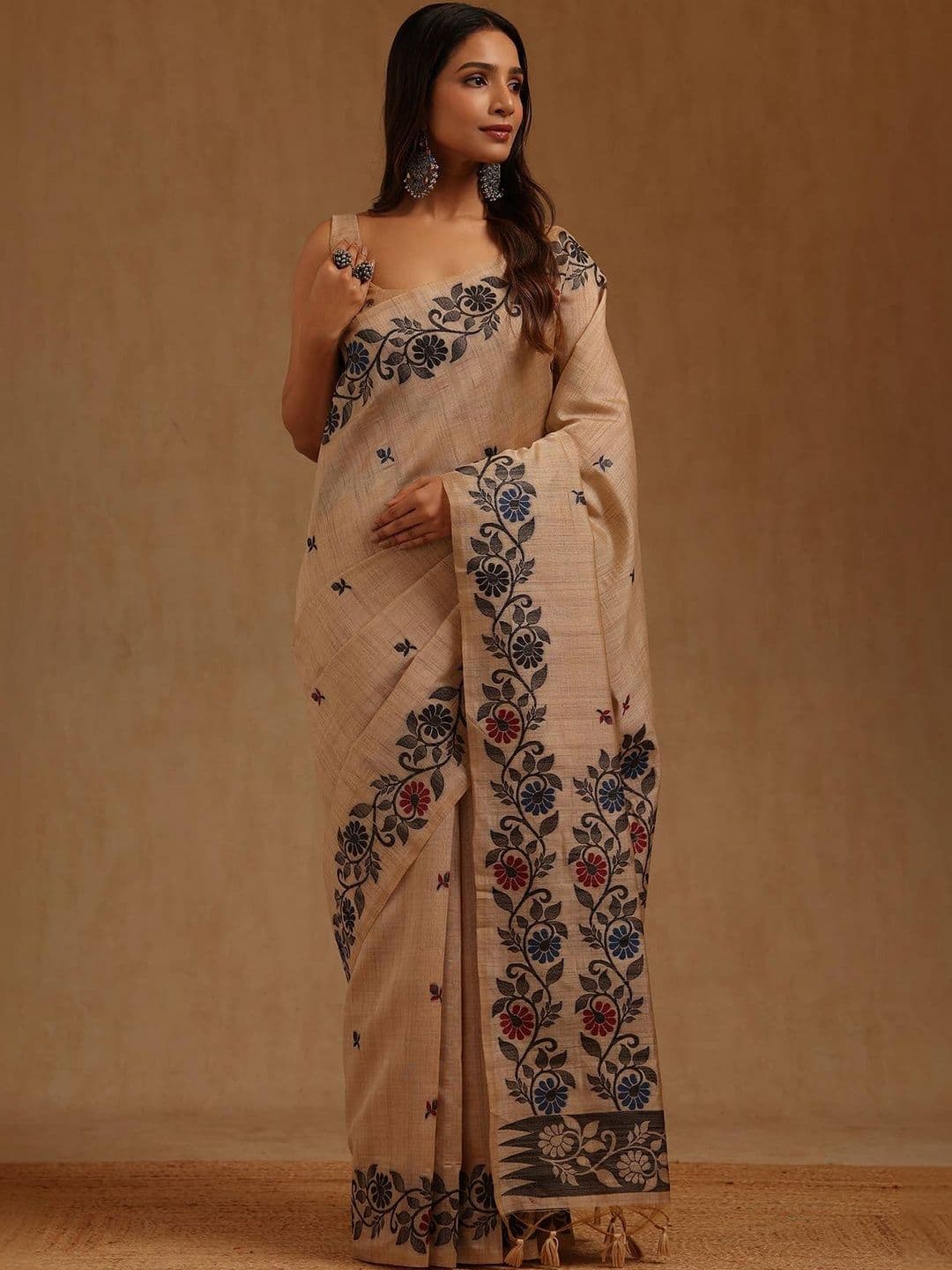 Sangria Floral Embroidered Silk Cotton Handloom Tussar Saree - view 1