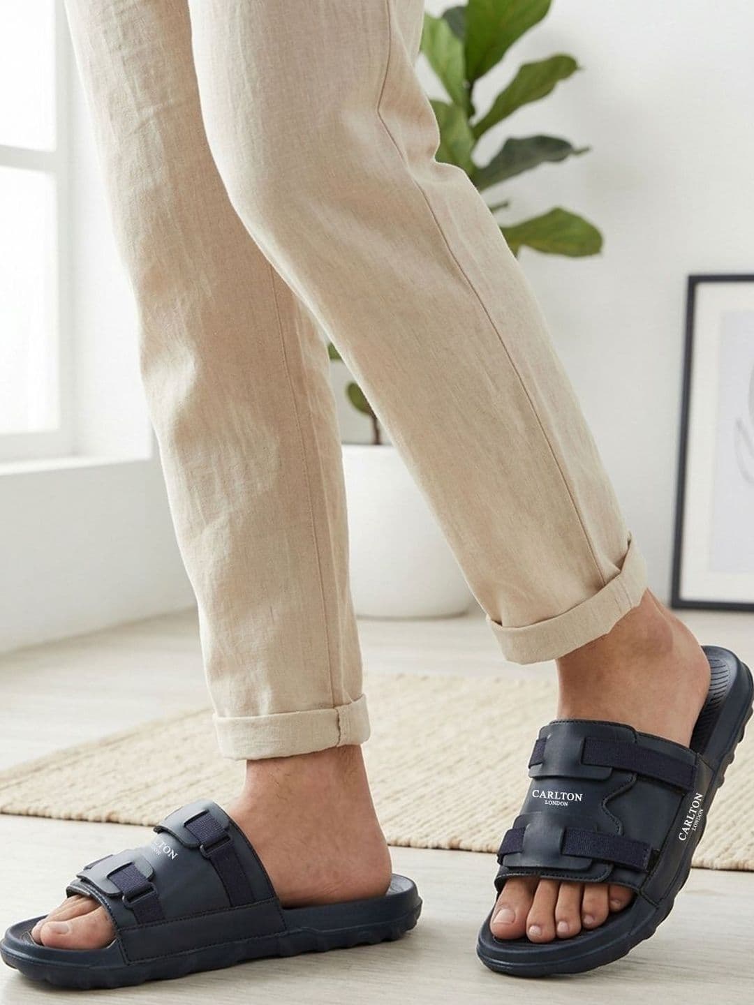 Carlton London Men Casual Sliders - view 1
