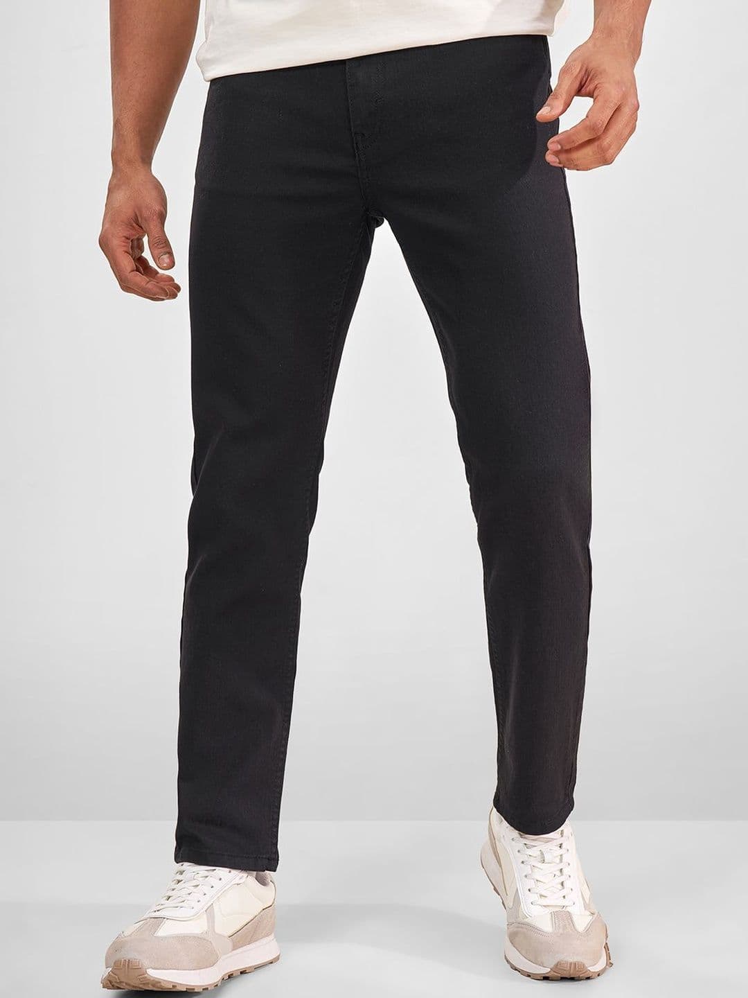 HIGHLANDER Men Tapered Fit High-Rise Stretchable Jeans - view 1