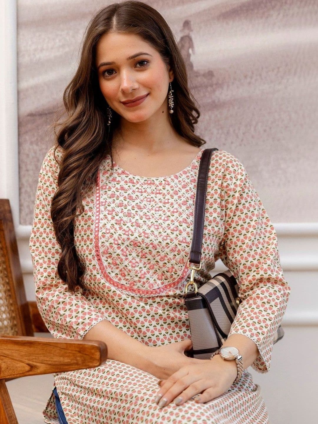 SURHI Women Floral Embroidered Thread Work Kurta - view 1