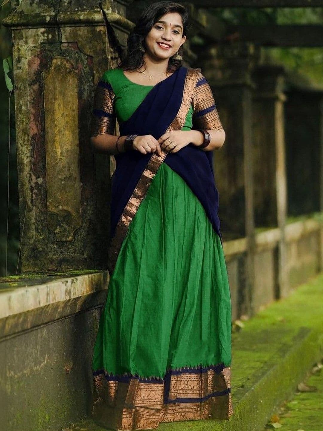MANMOHITSAREE Unstitched Lehenga & Blouse With Dupatta - view 1