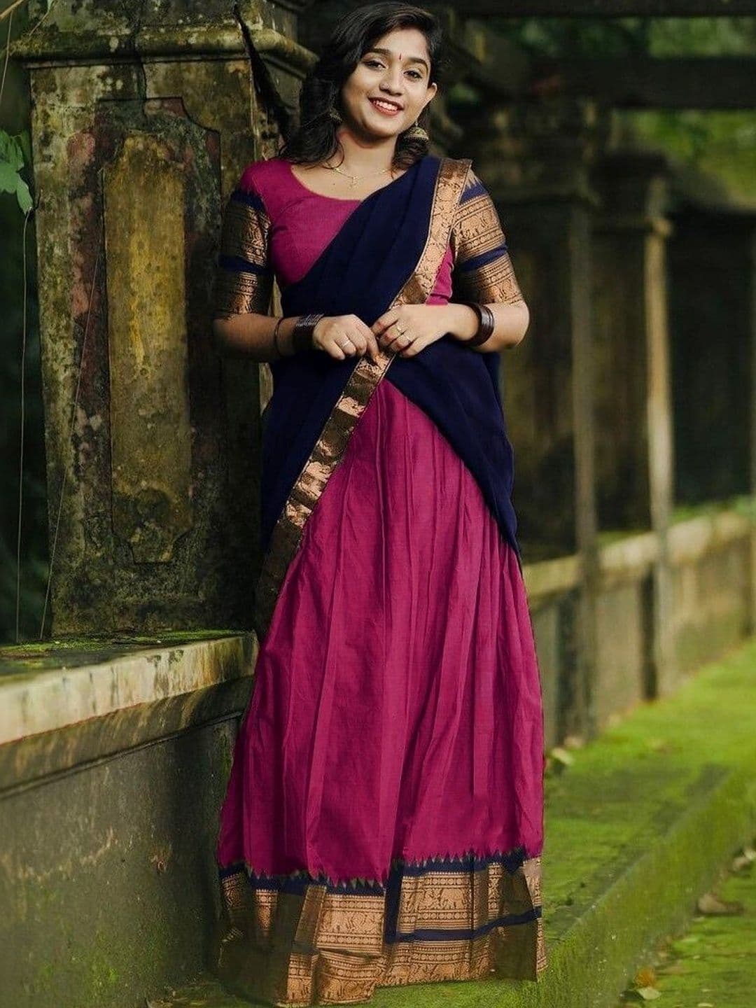 MANMOHITSAREE Unstitched Lehenga & Blouse With Dupatta - view 1