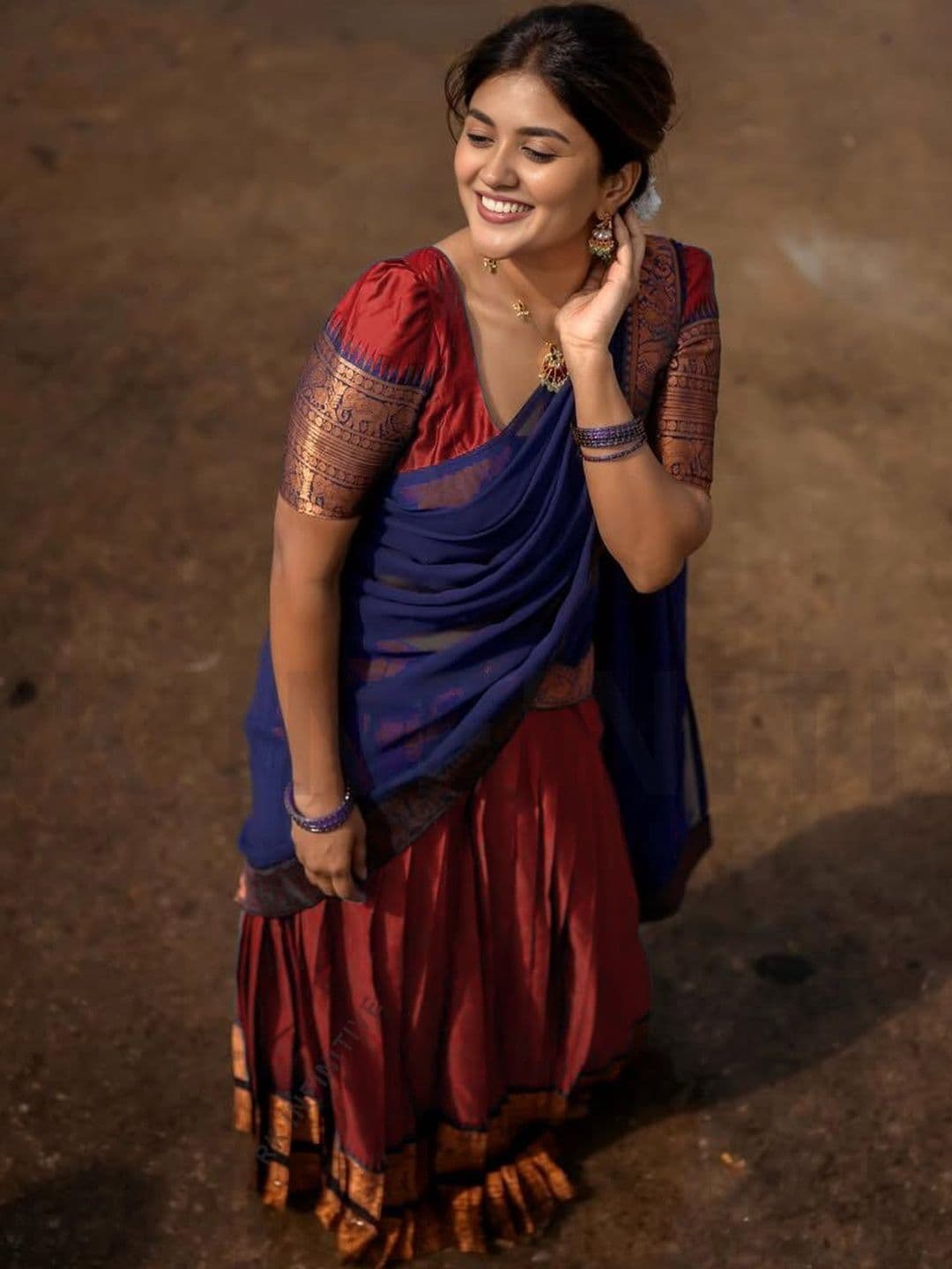 MANMOHITSAREE Unstitched Lehenga & Blouse With Dupatta - view 1