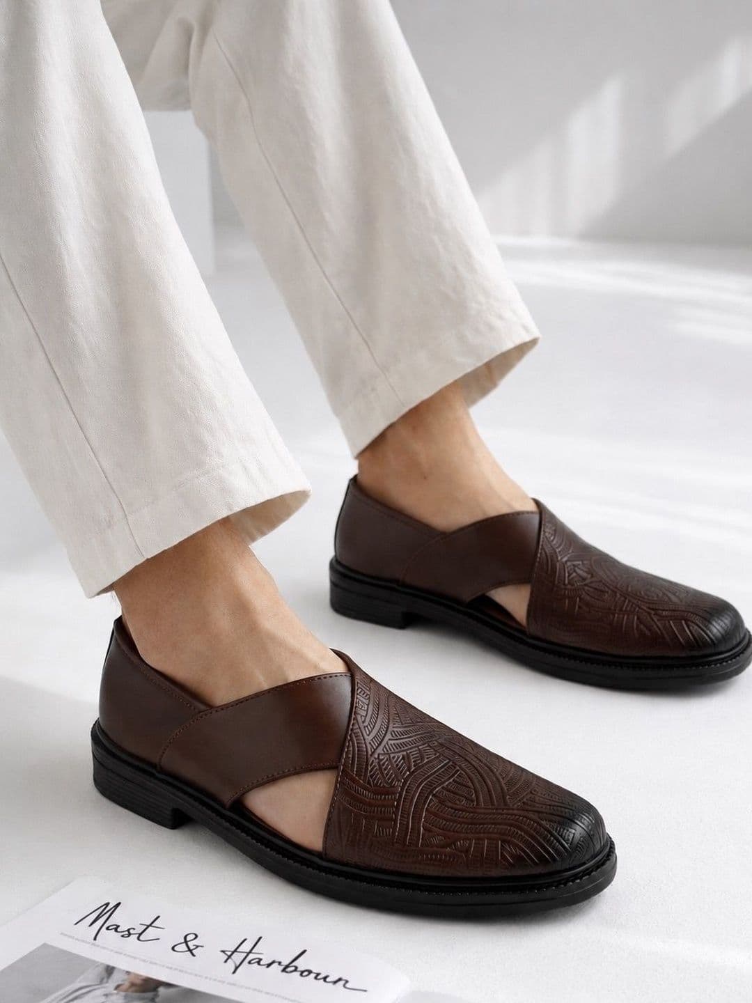 Mast & Harbour Men Shoe-Style Sandals - view 1