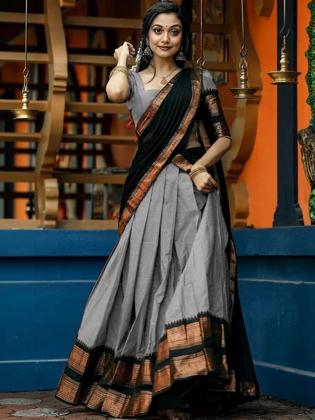 MANMOHITSAREE Unstitched Lehenga & Blouse With Dupatta - view 1