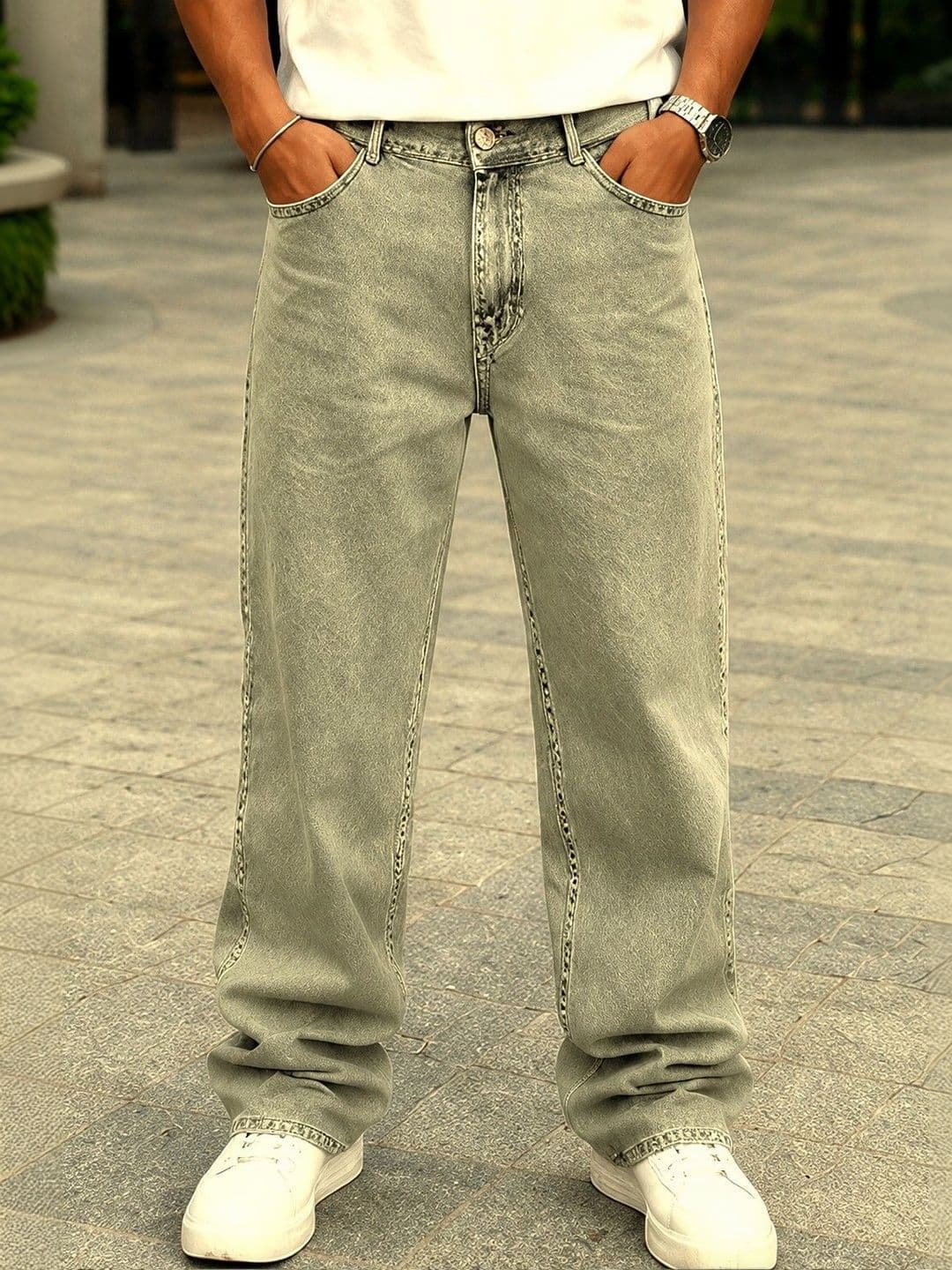Encrypt Men Classic Relaxed Fit Mid-Rise Low Distress Stretchable Jeans - view 1