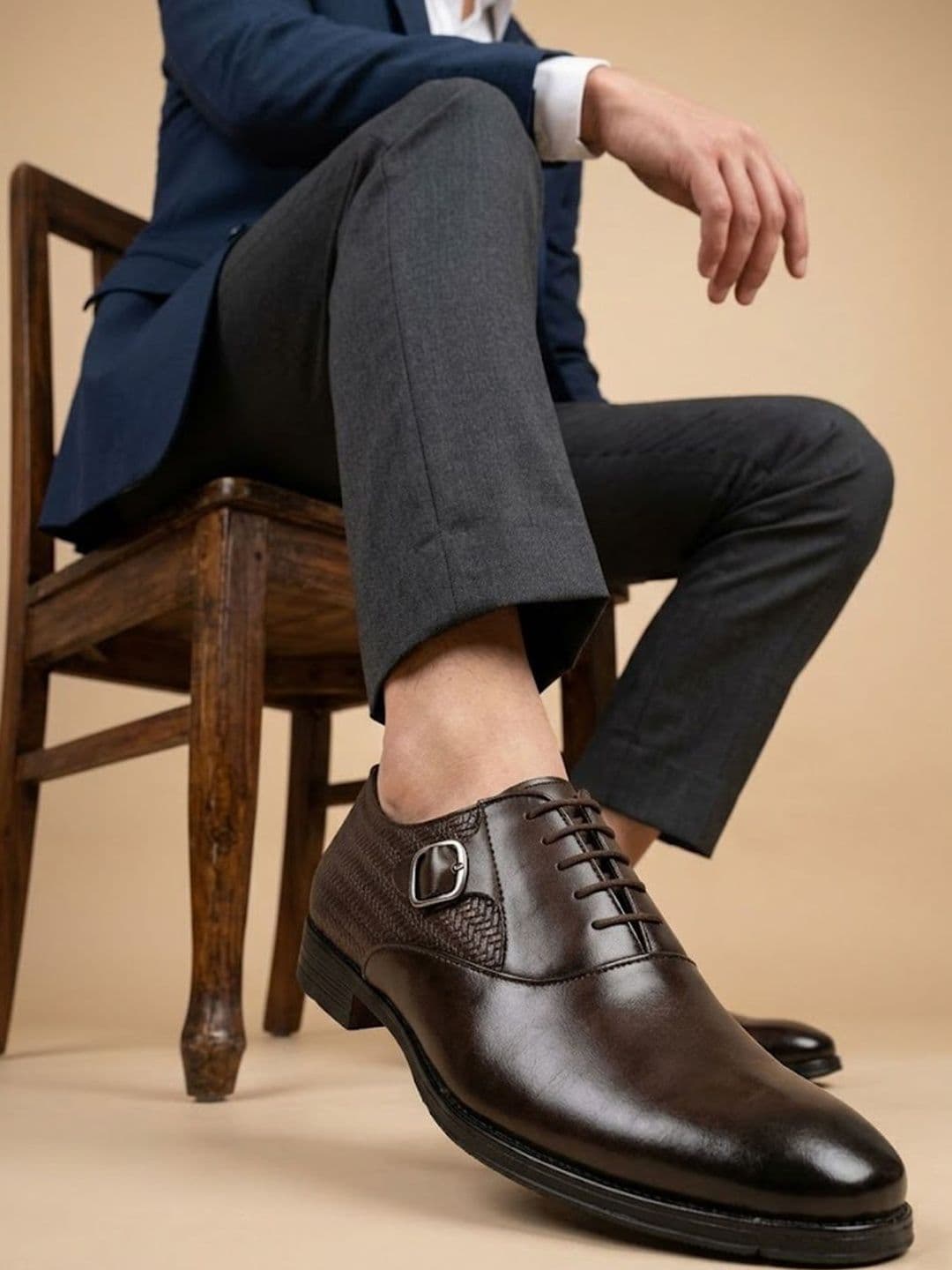 House of Pataudi Men Textured Pointed Toe Buckle Monk Formal Shoes - view 1