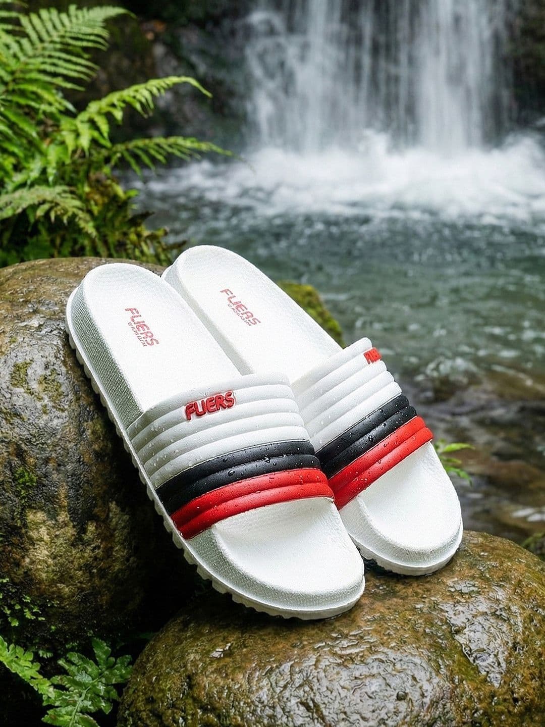 Khadims Men Colourblocked Regular Sliders - view 1