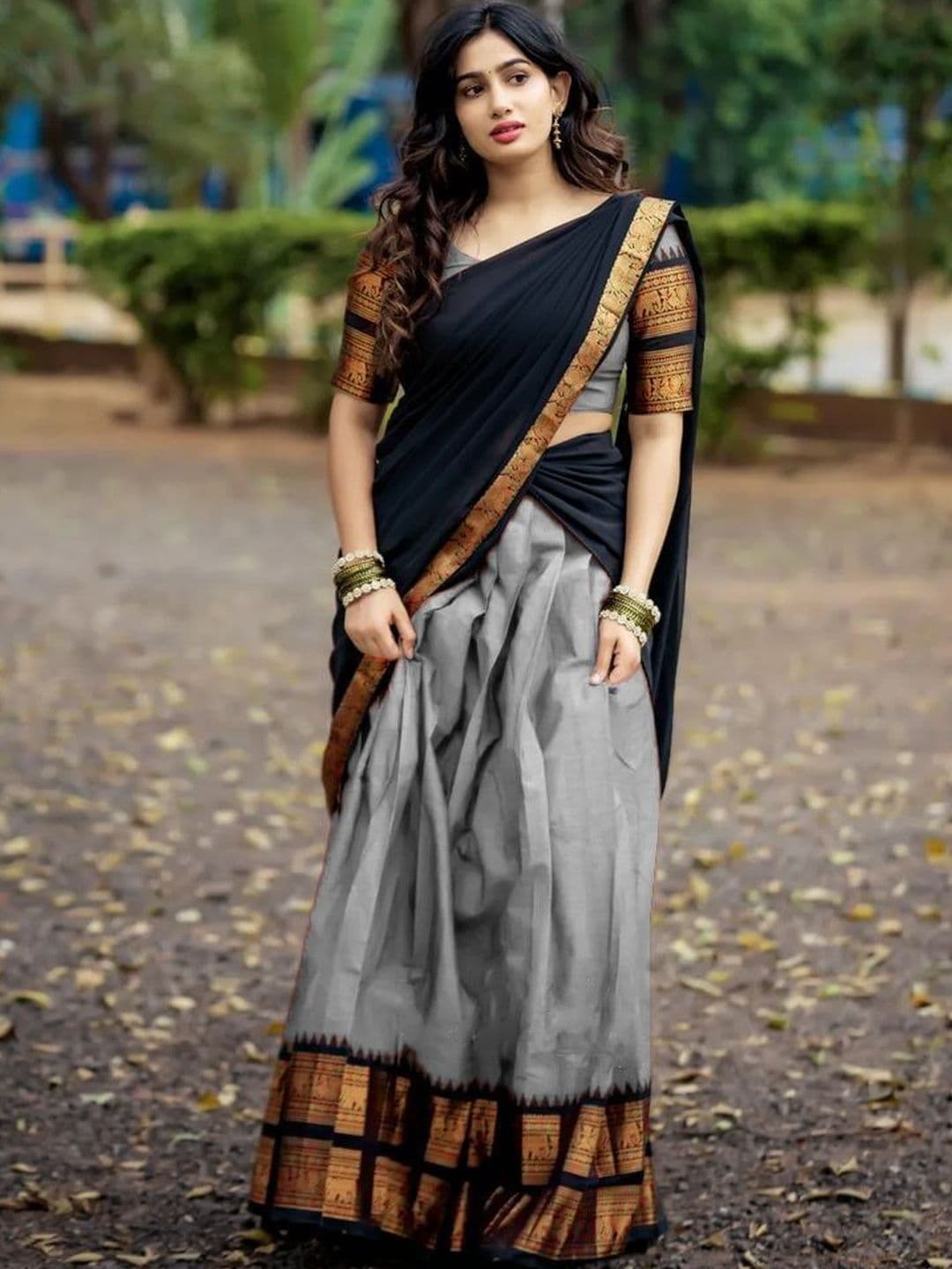 MANMOHITSAREE Woven Deign Unstitched Lehenga & Blouse With Dupatta - view 1