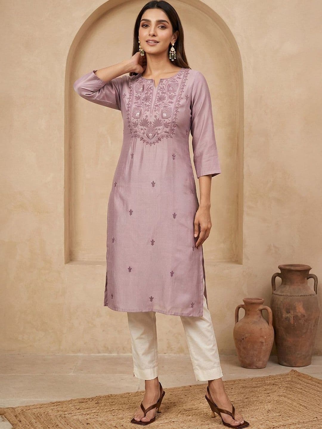 Janasya Women Lavender Embroidered Thread Work Silk Kurta - view 1