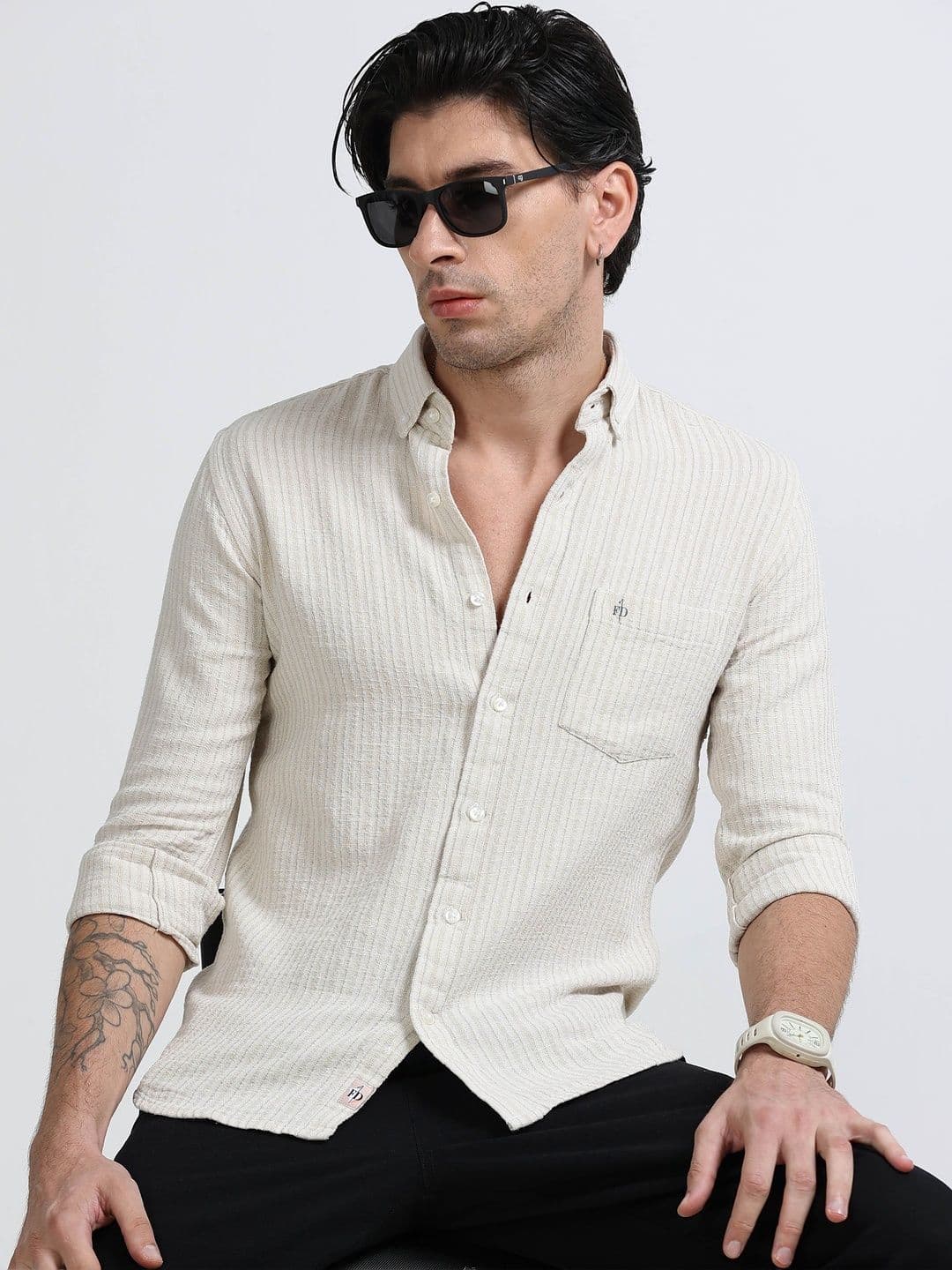 FashionDistrict Men Relaxed Casual Shirt - view 1