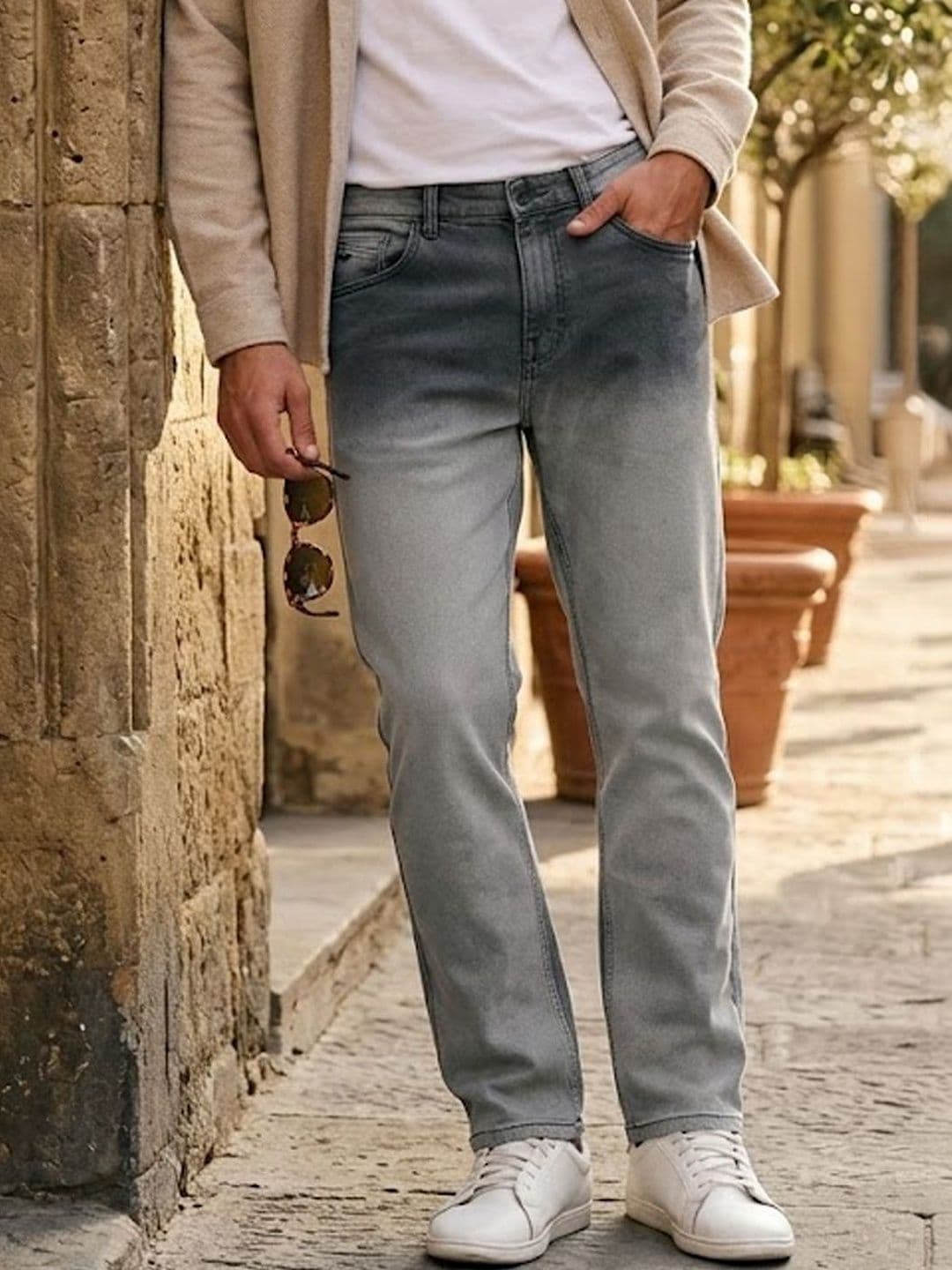 Urbano Fashion Men Dark Grey Straight Fit Heavy Washed Faded Denim Stretchable Jeans - view 1
