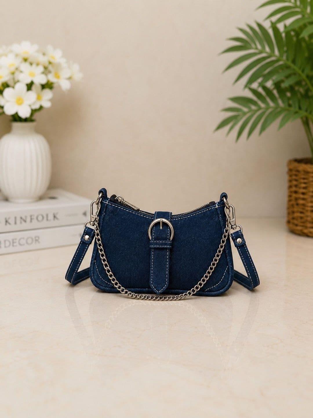 Polyglot Handheld Bag - view 1