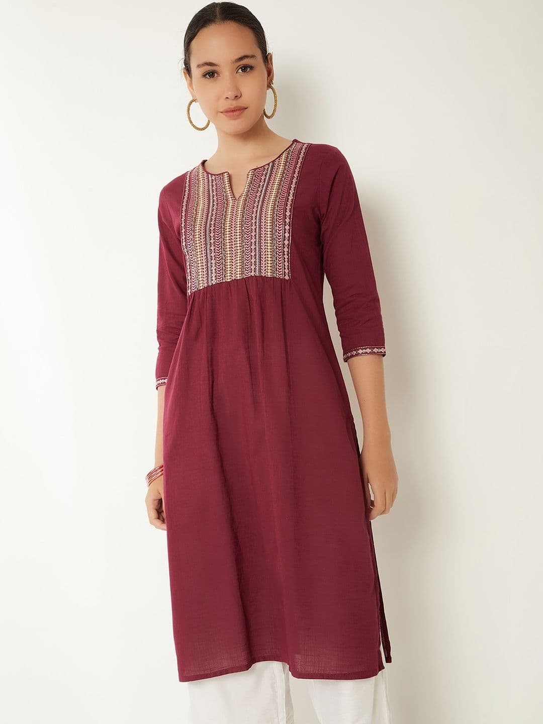 max Women Embellished Thread Work Kurta - view 1