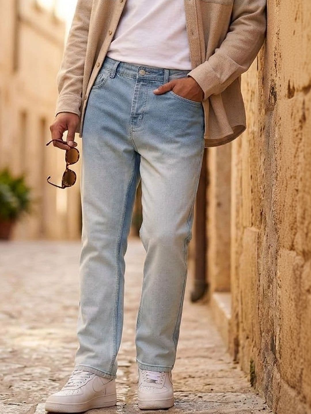 Urbano Fashion Men Ice Blue Straight Fit Heavy Washed Faded Denim Stretchable Jeans - view 1