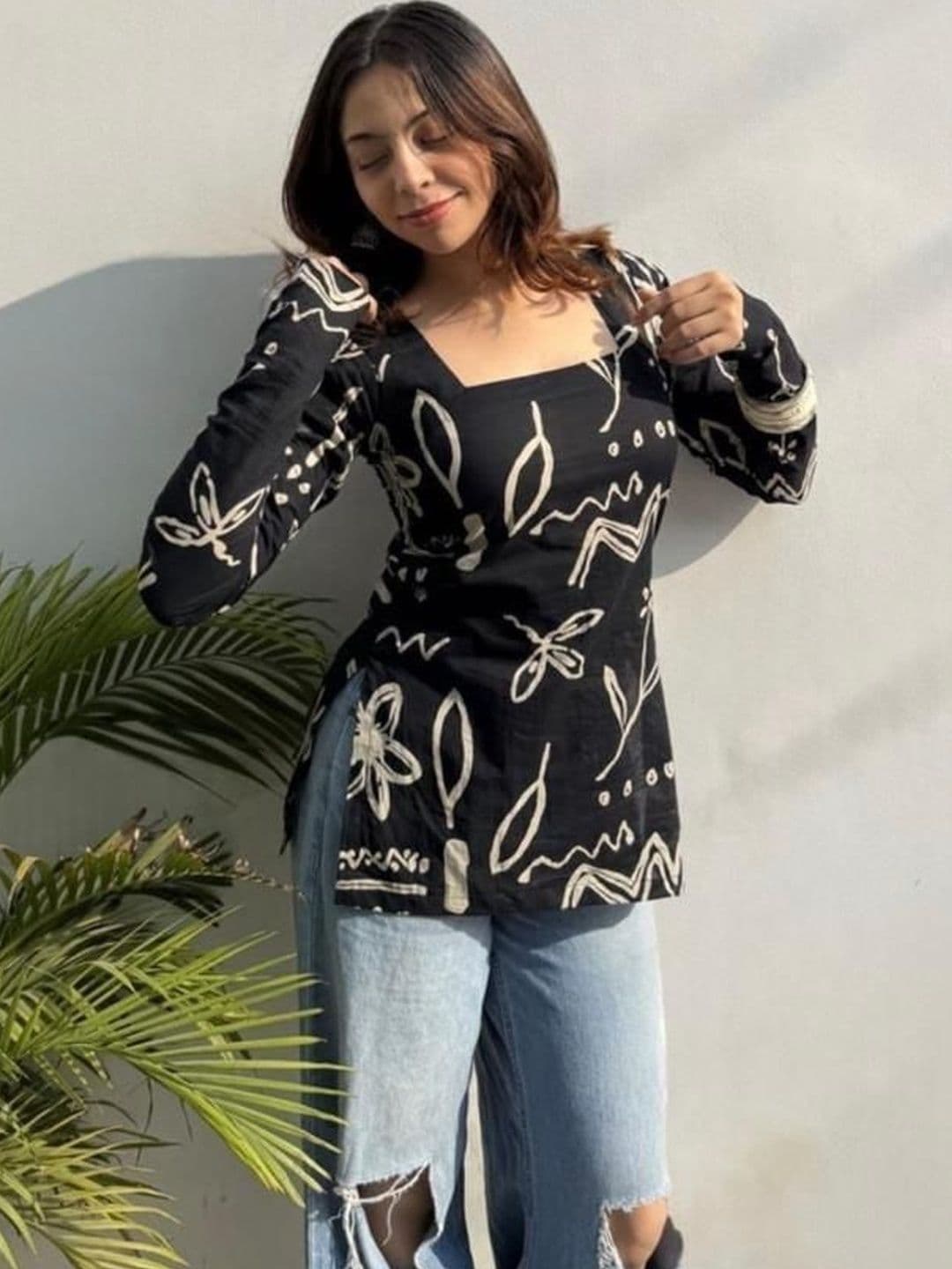 HERE&NOW X fwd Printed Square Neck Kurti - view 1