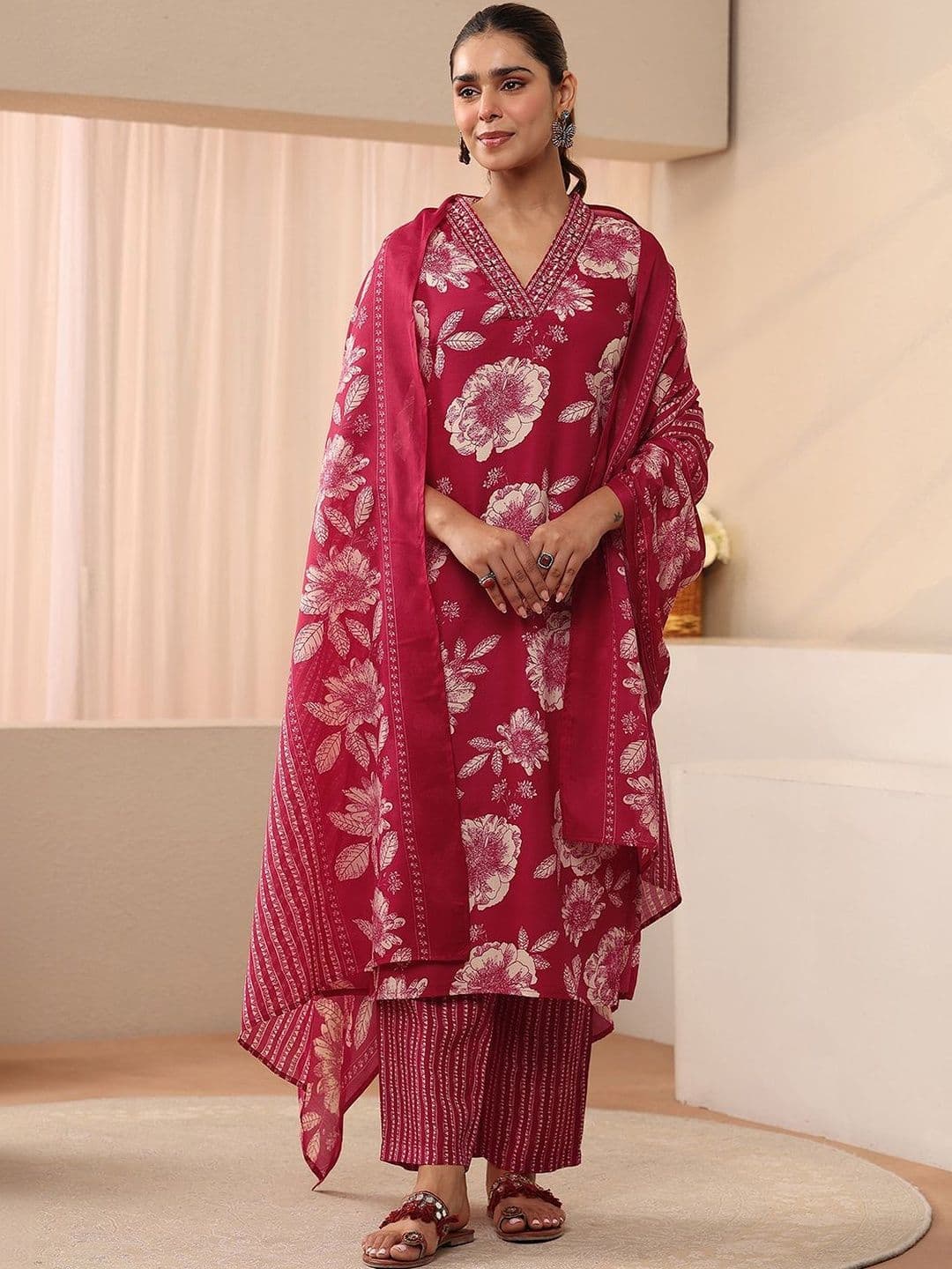 Gerua By Libas Women Floral Printed Regular Kurta with Trousers & With Dupatta - view 1