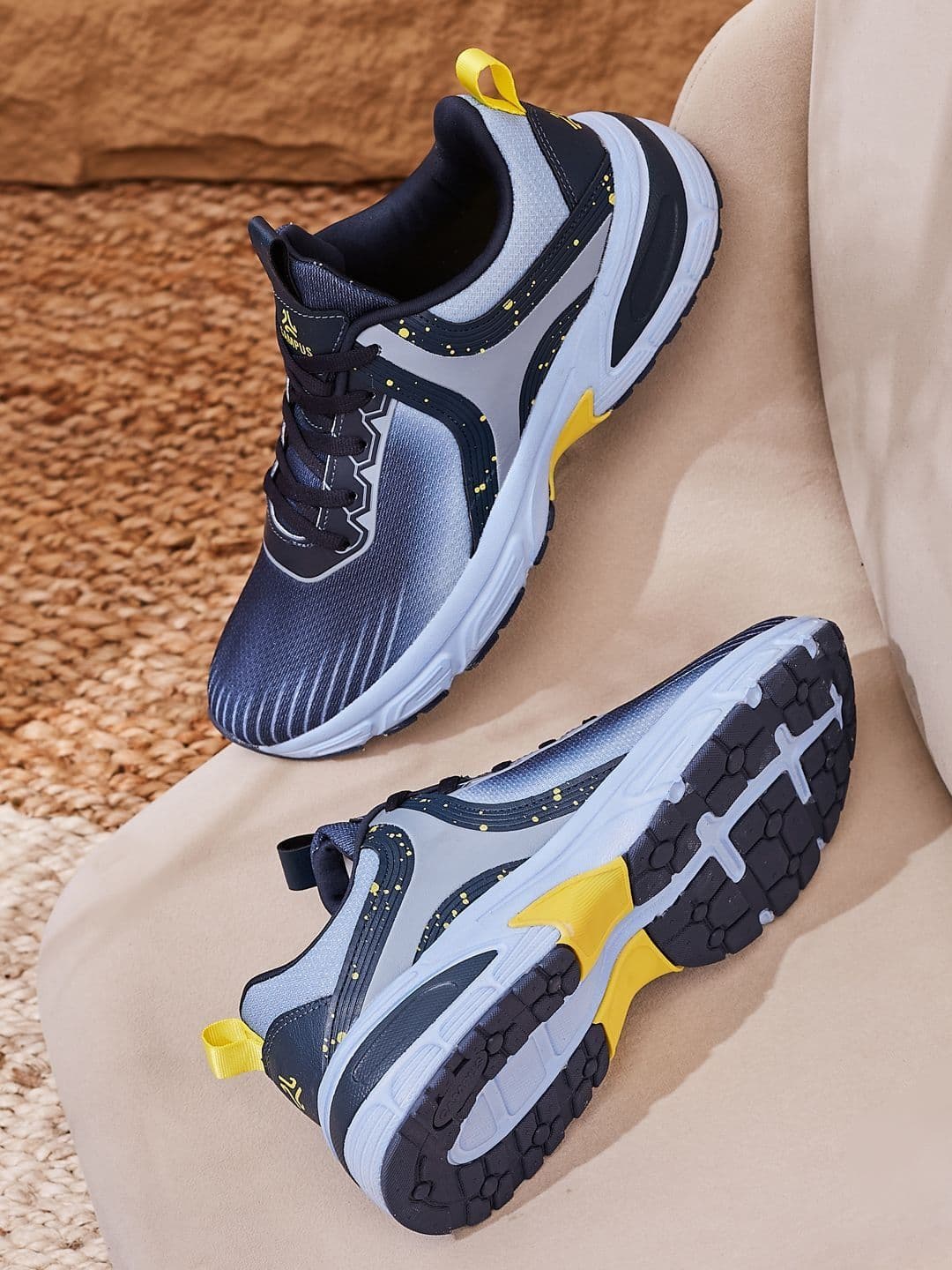 Campus YARD Men Mesh Running Shoes - view 1