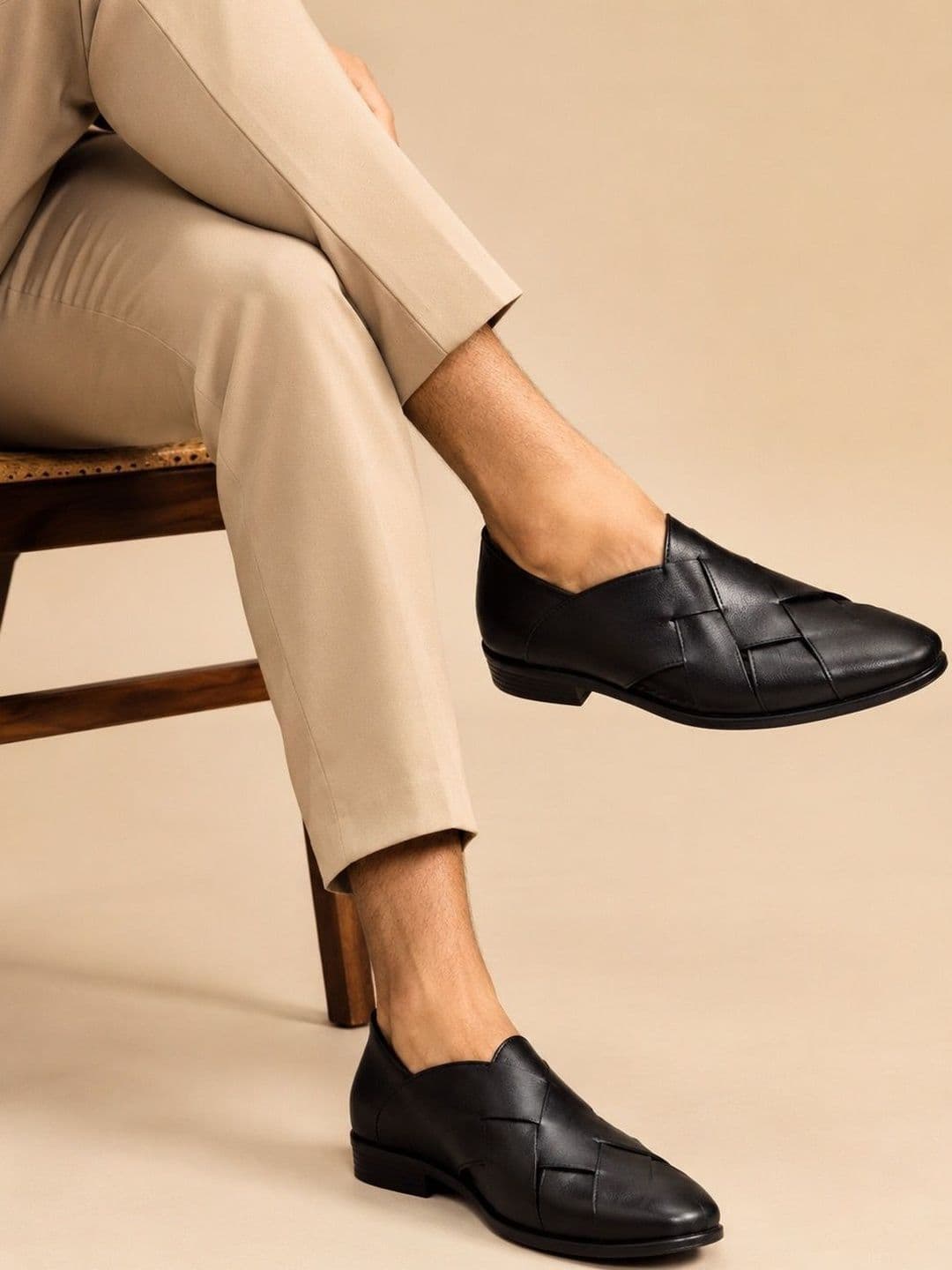 Mast & Harbour Men Shoe-Style Sandals - view 1