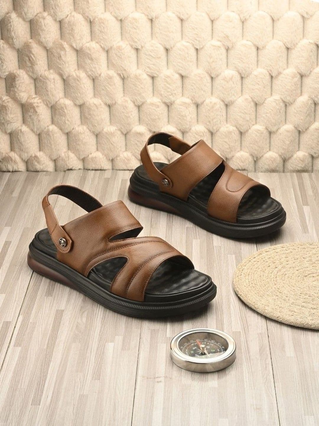 Egoss Men Flip Flops - view 1
