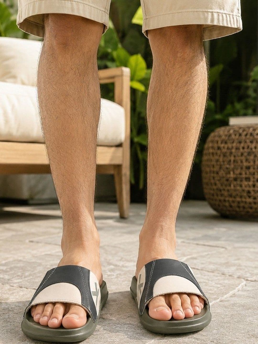 HRX by Hrithik Roshan Men Colourblocked Sliders - view 1
