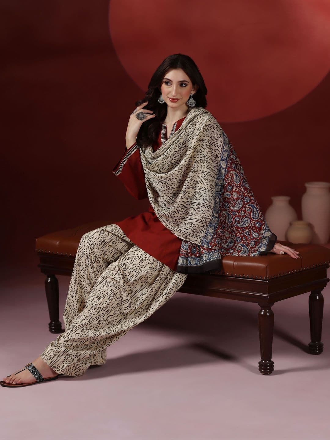 Mizaz Women Ethnic Motifs Regular Thread Work Pure Cotton Kurta with Patiala & With Dupatta - view 1
