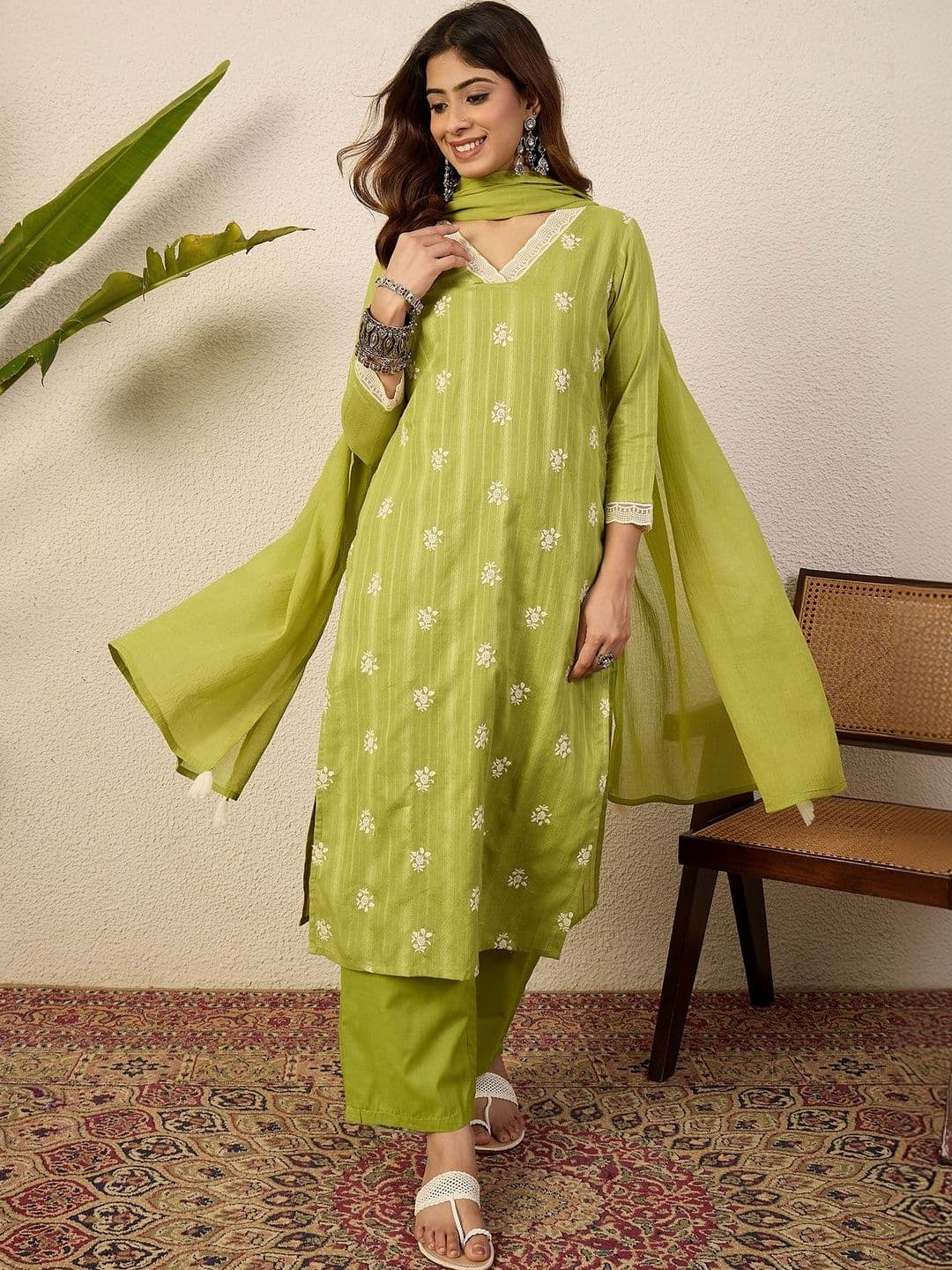 Anouk Ethnic Motifs Embroidered Thread Work Pure Cotton Kurta with Trousers & Dupatta - view 1