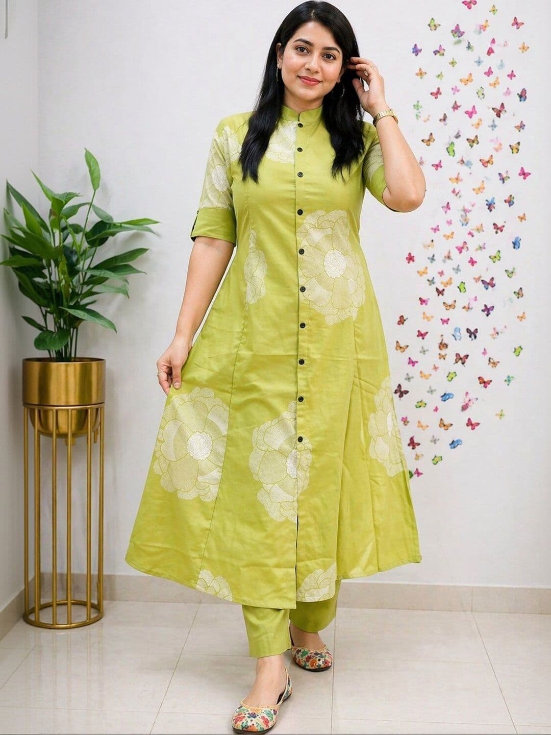 KAMODIAZ Women Floral Printed Regular Kurta with Trousers - view 1