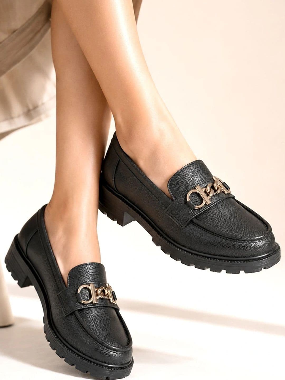 Moda Rapido Women Loafers - view 1