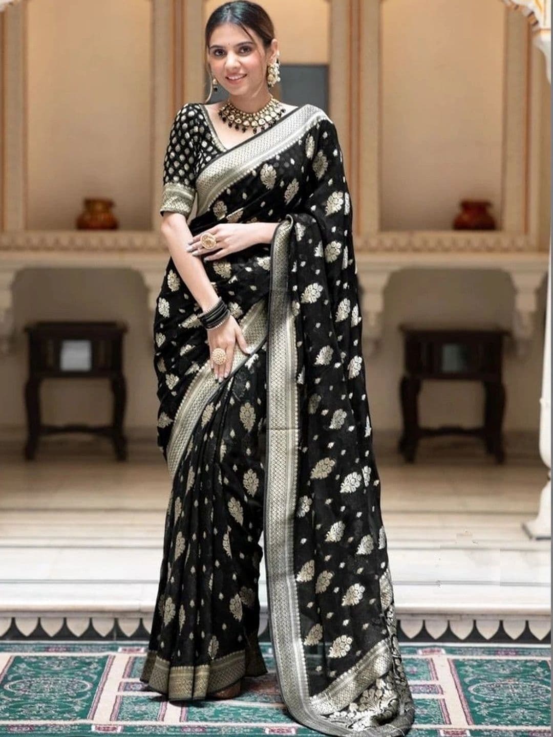 ANIRAV Ethnic Motifs Woven Design Zari Banarasi Saree With Blouse Piece - view 1