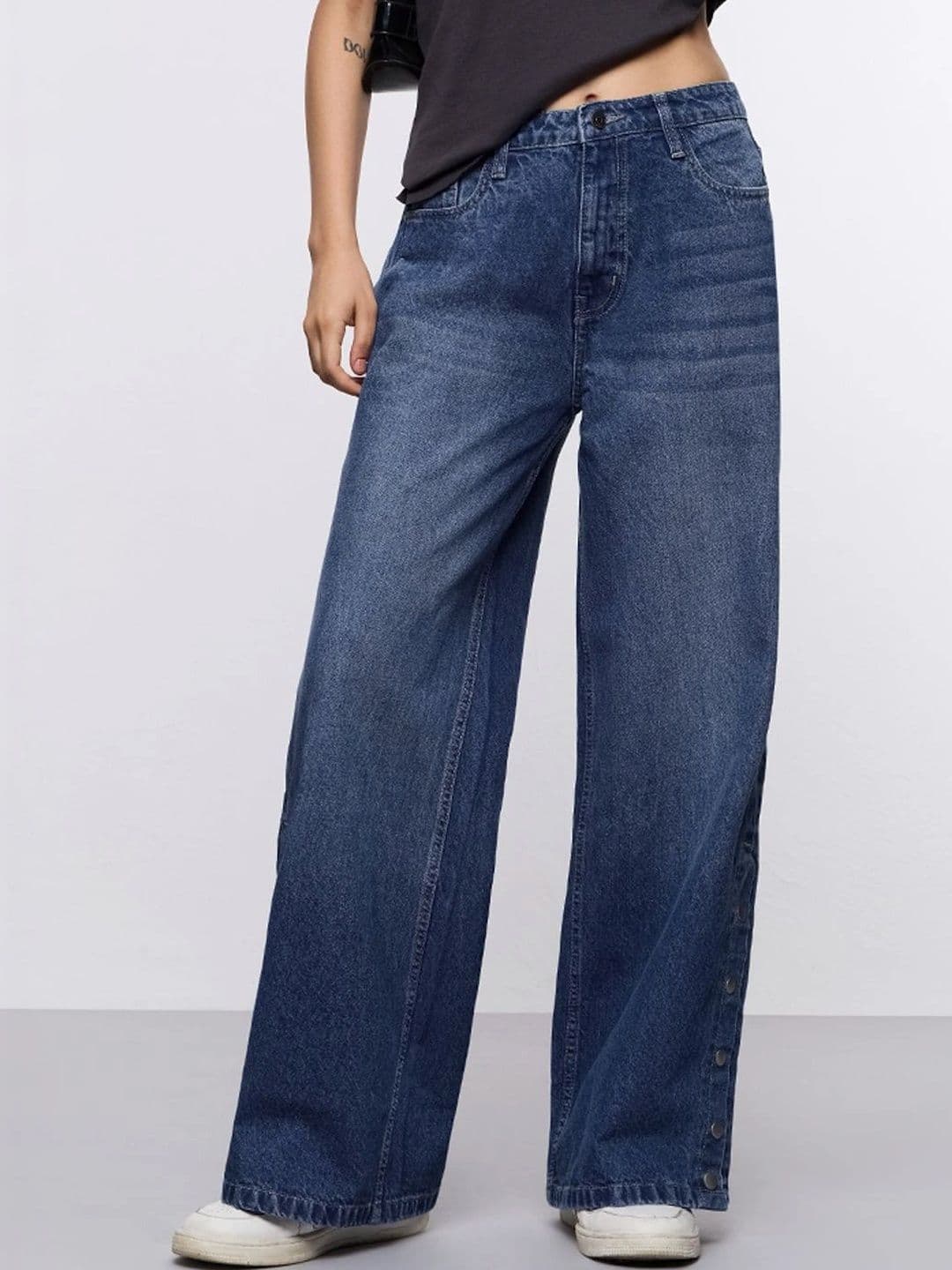 The Souled Store Women Blue Wide Leg High-Rise Low Distress Light Fade Cotton Relaxed Fit Jeans - view 1