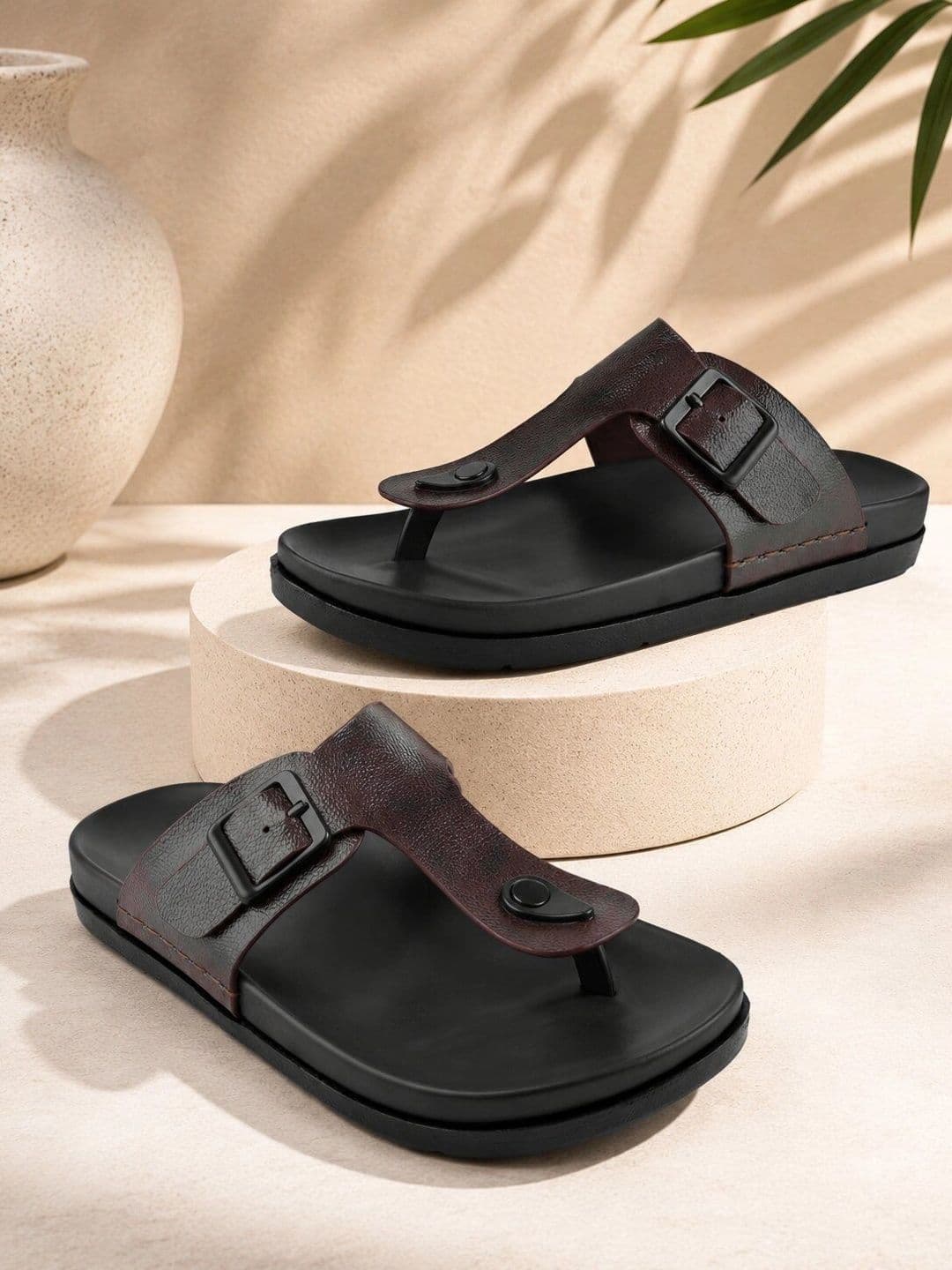House Of Pataudi Men Brown Solid Lightweight Slip On Thong Sandals - view 1