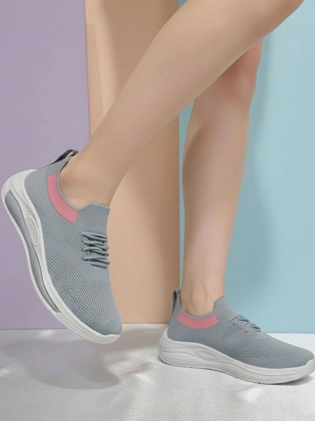 Roadster Women Mesh Training or Gym Shoes - view 1