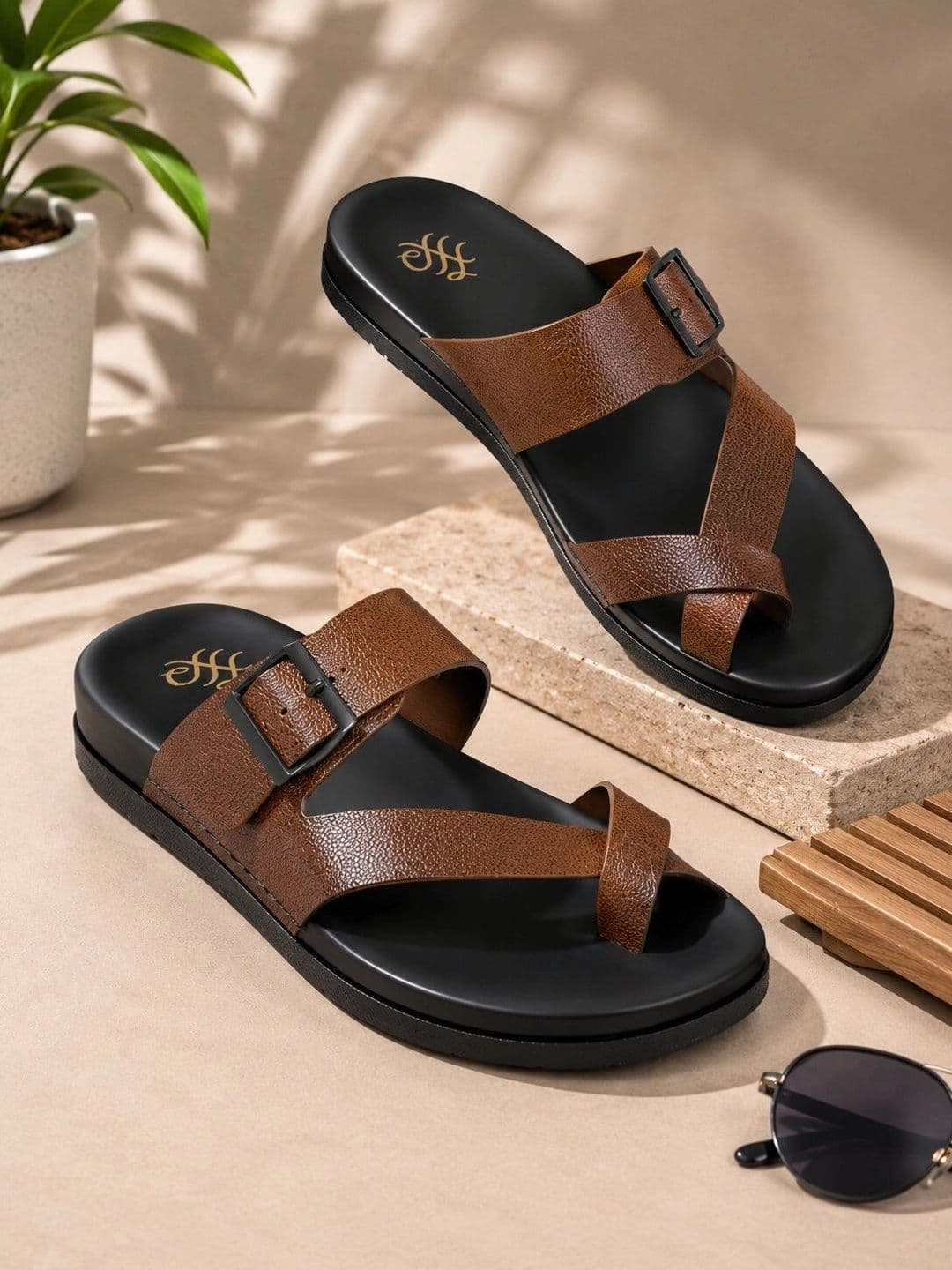 House Of Pataudi Men Tan Solid Slip On Lightweight Toe Ring Sandals - view 1