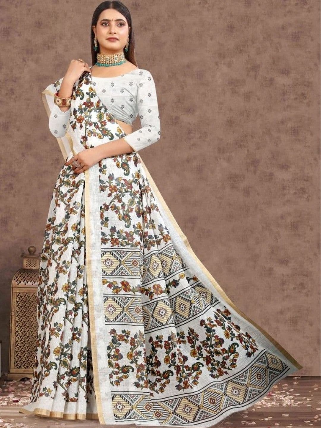 PERVAS Floral Zari Linen Blend Saree - view 1